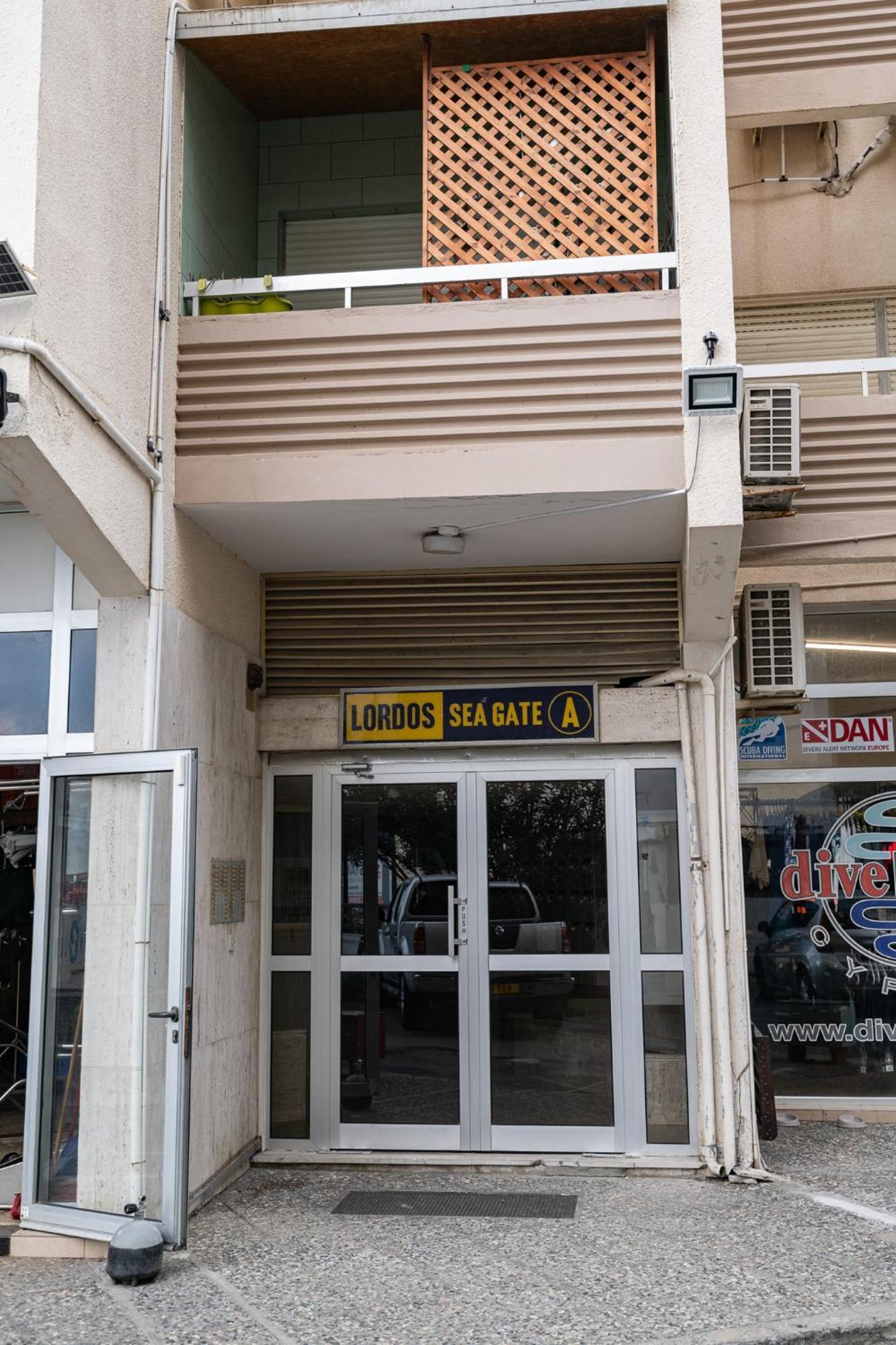 Lazuli Beach & Pool Apartment 501 Lárnaca Exterior foto